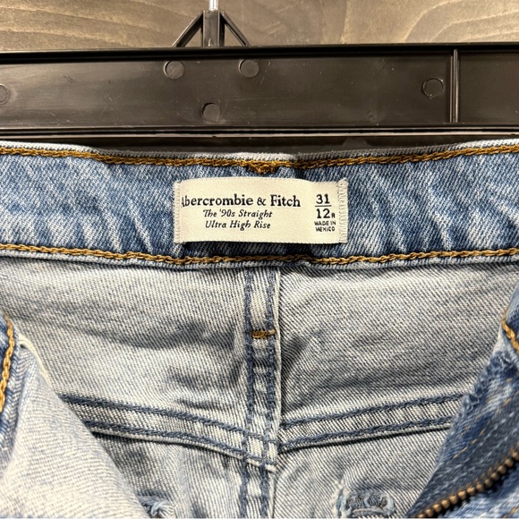 Abercrombie Women's High Rise - Picture 4 of 4
